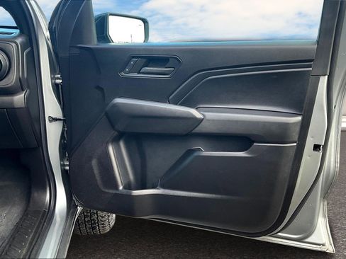 Used 2024 Chevrolet Colorado Trail Boss w/ Safety Package image 20