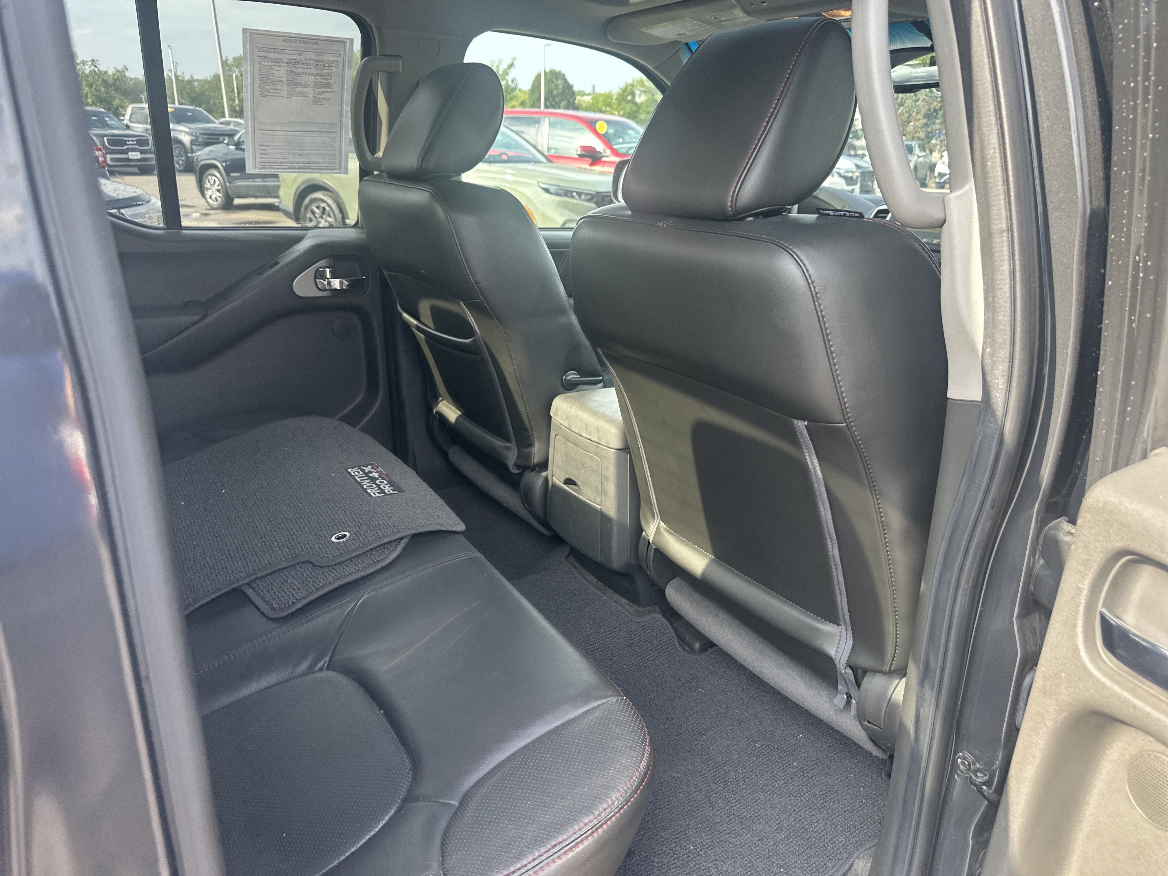 Used 2012 Nissan Frontier PRO-4X w/ Pro-4x Luxury Pkg AWD/4WD image 13