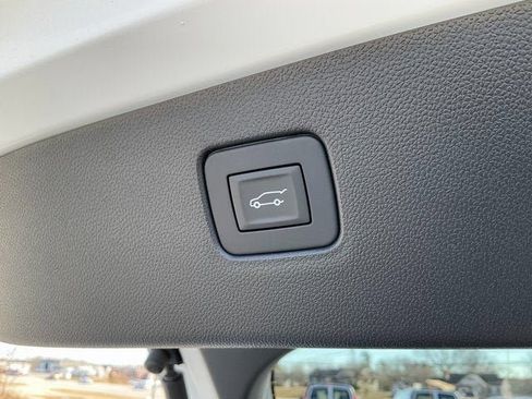 New 2026 Buick Envista Sport Touring FWD image 16