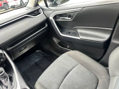 Used 2025 Toyota RAV4 XLE w/ Weather Package AWD/4WD image 22