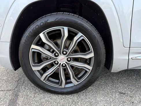 Used 2020 GMC Terrain Denali w/ Denali Premium Package image 11