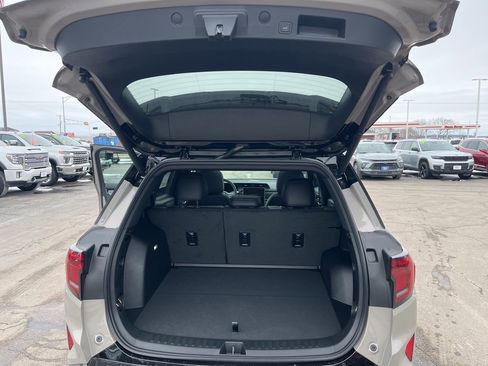 New 2026 GMC Terrain AT4 w/ Convenience Package III image 9