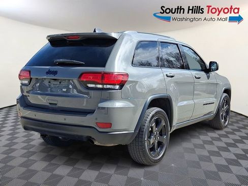 Used 2019 Jeep Grand Cherokee Laredo image 6