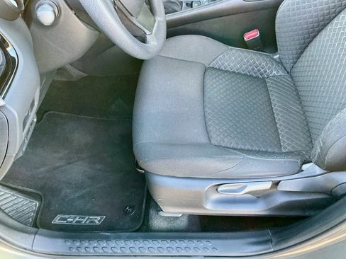 Used 2021 Toyota C-HR LE image 37