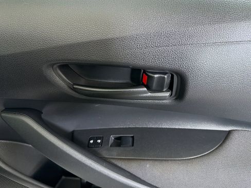 Used 2022 Toyota Corolla LE image 30