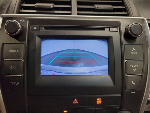 Used 2016 Toyota Camry LE FWD image 20