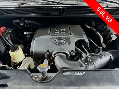 Used 2011 Nissan Titan SL w/ SL Technology Pkg AWD/4WD image 34
