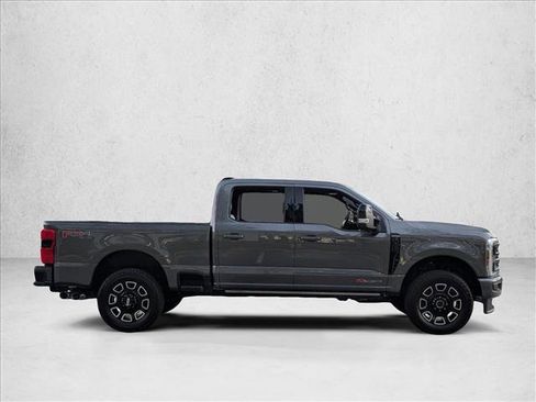 Used 2026 Ford F350 Platinum AWD/4WD image 4
