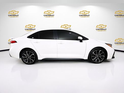 Used 2022 Toyota Corolla SE w/ Carpet Mat Package (TMS) FWD image 8