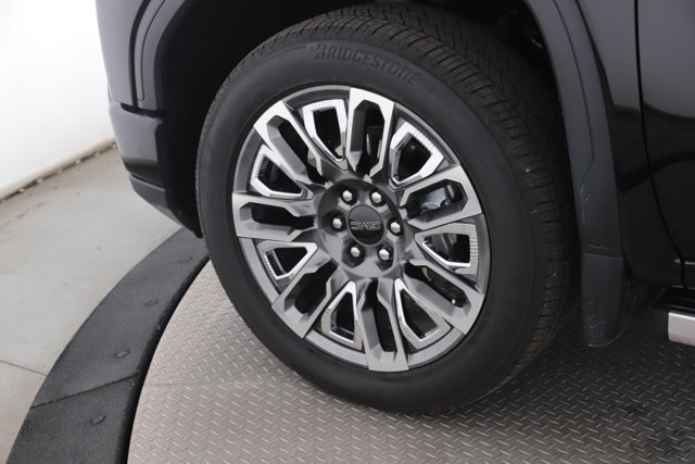 Used 2023 GMC Sierra 1500 Denali Ultimate AWD/4WD image 13