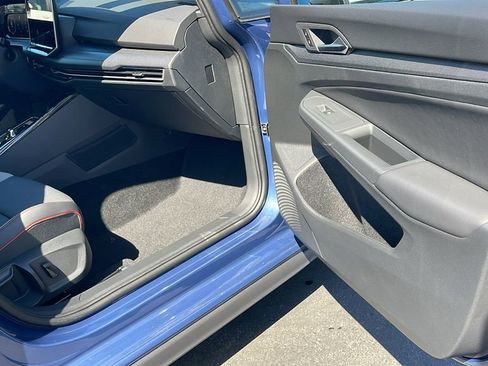 New 2025 Volkswagen GTI SE image 32