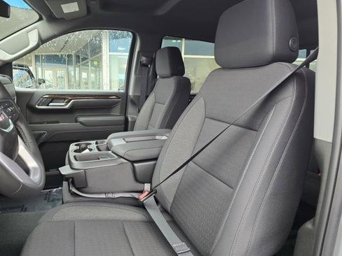 New 2026 GMC Sierra 1500 SLE AWD/4WD image 15