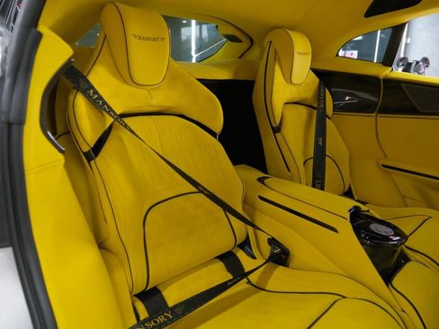 Used 2024 Ferrari Purosangue AWD/4WD image 27