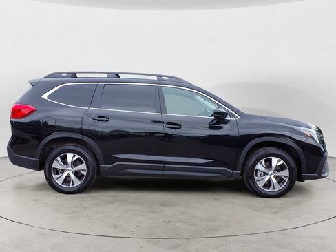 Used 2025 Subaru Ascent Premium AWD/4WD image 4