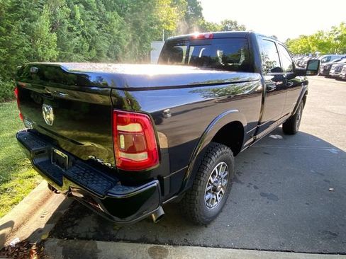 Used 2024 RAM 2500 Limited AWD/4WD image 32