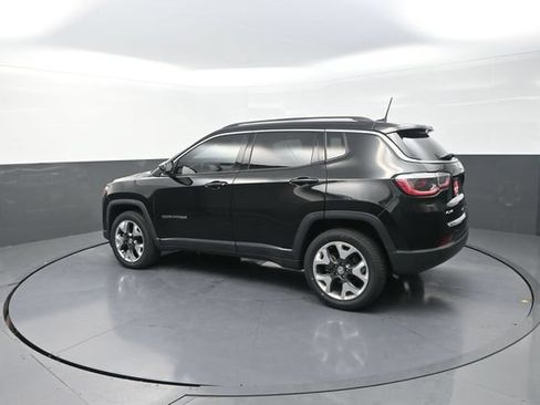 Used 2018 Jeep Compass Limited w/ Navigation Group AWD/4WD image 48