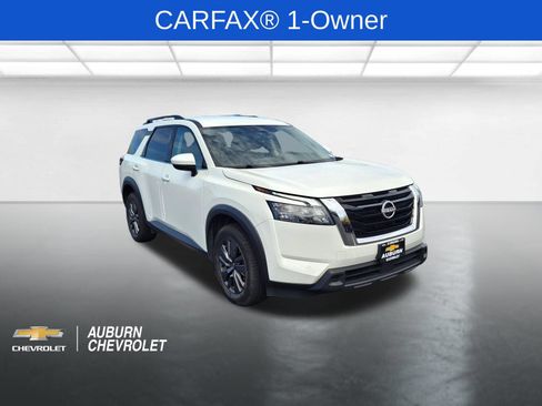 Used 2024 Nissan Pathfinder SV AWD/4WD image 1