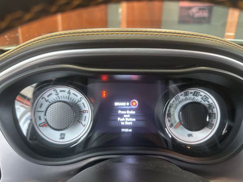 Used 2022 Dodge Challenger R/T Scat Pack image 13