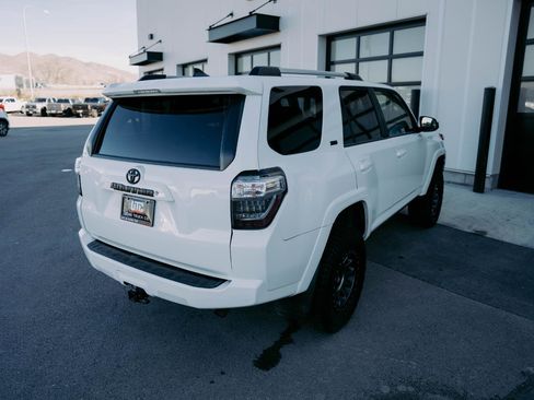 Used 2021 Toyota 4Runner SR5 image 8