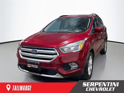 Used 2018 Ford Escape SE w/ SE Sync 3 Package
