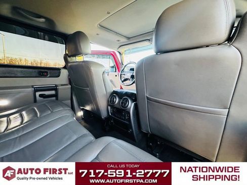 Used 2004 HUMMER H2 w/ Preferred Equipment Group image 22