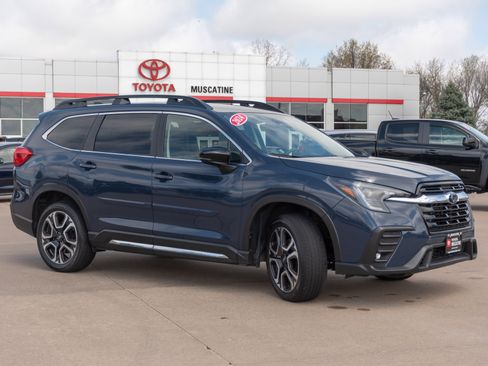 Used 2024 Subaru Ascent Limited AWD/4WD image 1