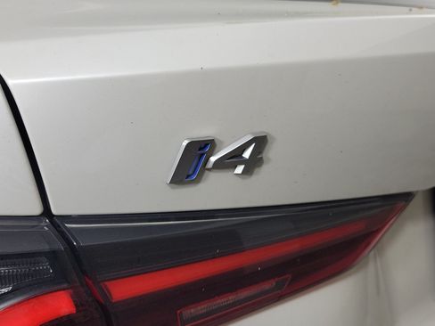 Used 2023 BMW i4 eDrive35 w/ Premium Package RWD image 7