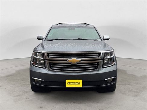 Used 2019 Chevrolet Suburban Premier image 8