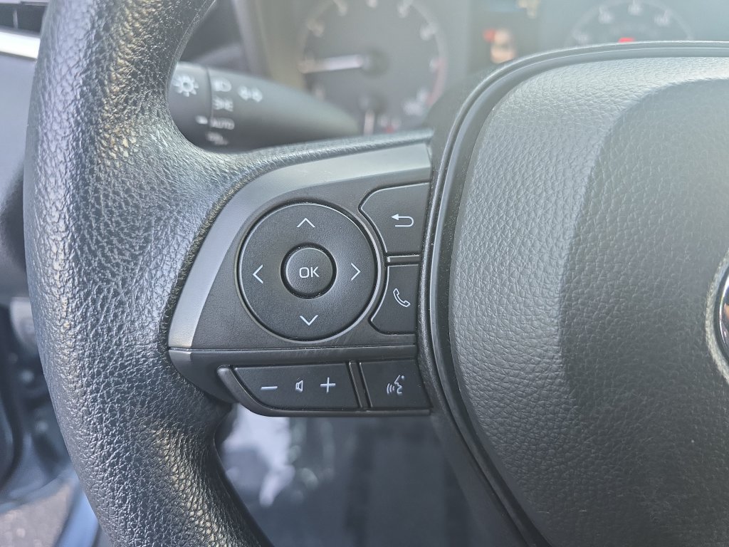Used 2024 Toyota Corolla LE FWD image 17