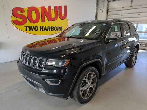 Used 2022 Jeep Grand Cherokee Limited w/ Technology Group AWD/4WD image 1