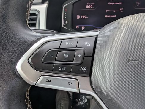 Used 2022 Volkswagen Atlas SEL AWD/4WD image 29