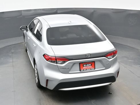 Used 2021 Toyota Corolla LE image 33