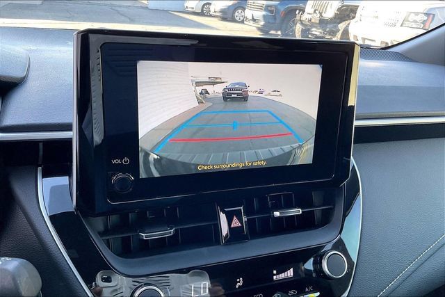 Used 2025 Toyota Corolla SE w/ SE Package FWD image 21