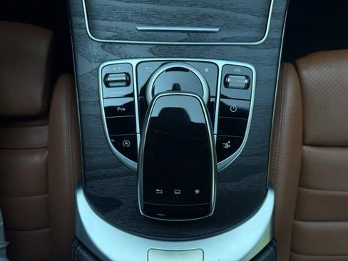 Used 2017 Mercedes-Benz C 300 Coupe image 23