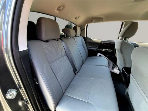 Used 2018 Toyota Tacoma SR w/ SR Convenience Package RWD image 25
