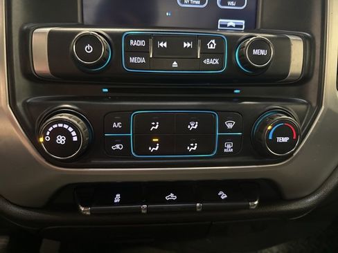 Used 2018 GMC Sierra 1500 SLE w/ SLE Preferred Package image 21