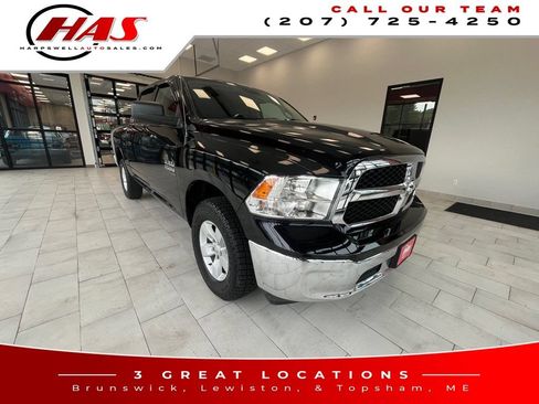 Used 2022 RAM 1500 Classic SLT AWD/4WD image 8