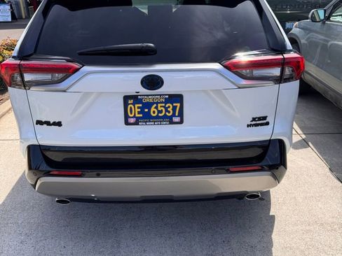 Used 2024 Toyota RAV4 XSE w/ Advanced Technology Package image 3