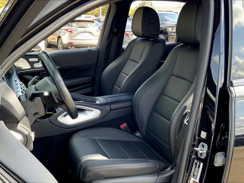 Certified 2023 Mercedes-Benz GLE 450 4MATIC image 7