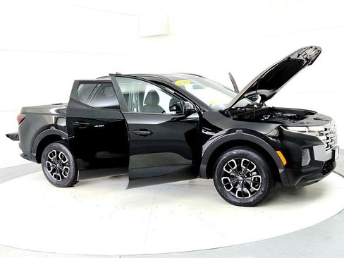 Used 2022 Hyundai Santa Cruz SEL Premium image 12