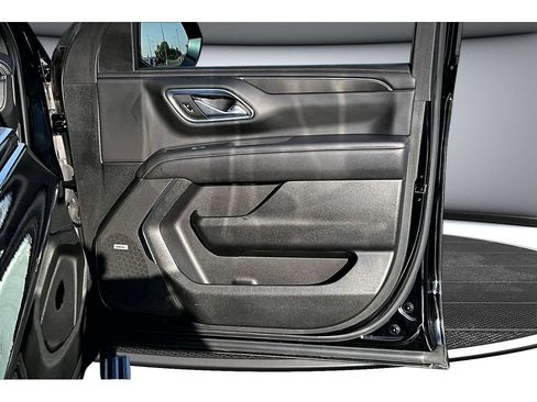 Used 2022 GMC Yukon AT4 w/ AT4 Premium Plus Package AWD/4WD image 43