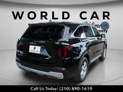 New 2026 Kia Sorento LX image 7