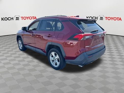Used 2021 Toyota RAV4 XLE w/ Convenience Package AWD/4WD image 6