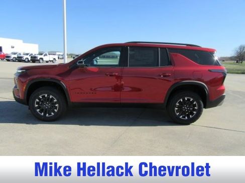 New 2026 Chevrolet Traverse Z71 w/ Driver Confidence Package image 4