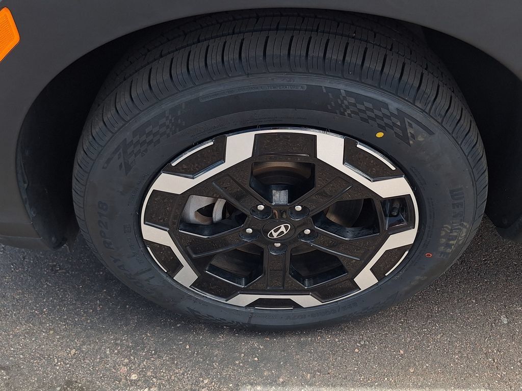Certified 2024 Hyundai Santa Fe SEL FWD image 30