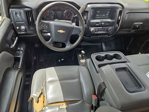Used 2018 Chevrolet Silverado 2500 W/T w/ Snow Plow Prep Package image 2