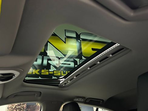 Used 2012 Porsche Panamera 4 image 42