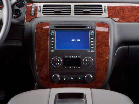 Used 2013 Chevrolet Tahoe LTZ AWD/4WD image 13