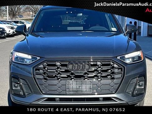 Used 2022 Audi Q5 2.0T Premium Plus w/ Premium Plus Package image 3