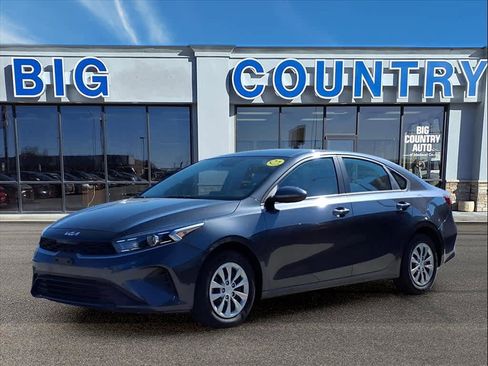 Used 2024 Kia Forte LX image 1